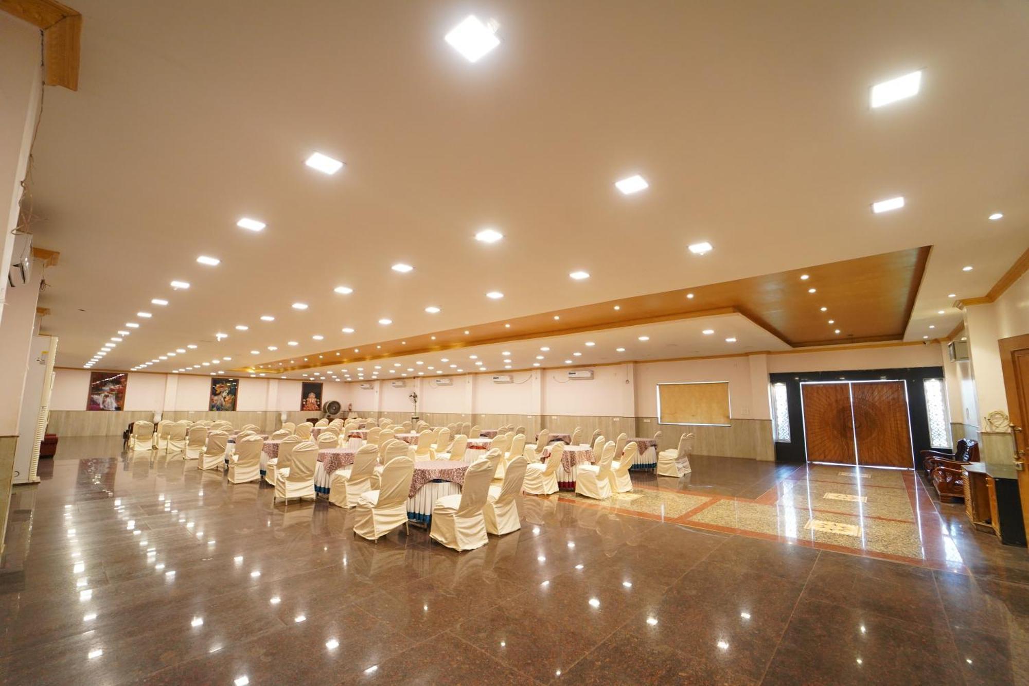 Hotel Ananta Sayana Bhubaneswar Esterno foto