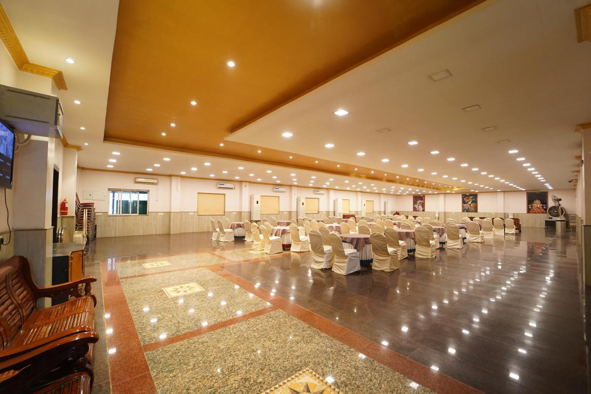 Hotel Ananta Sayana Bhubaneswar Esterno foto
