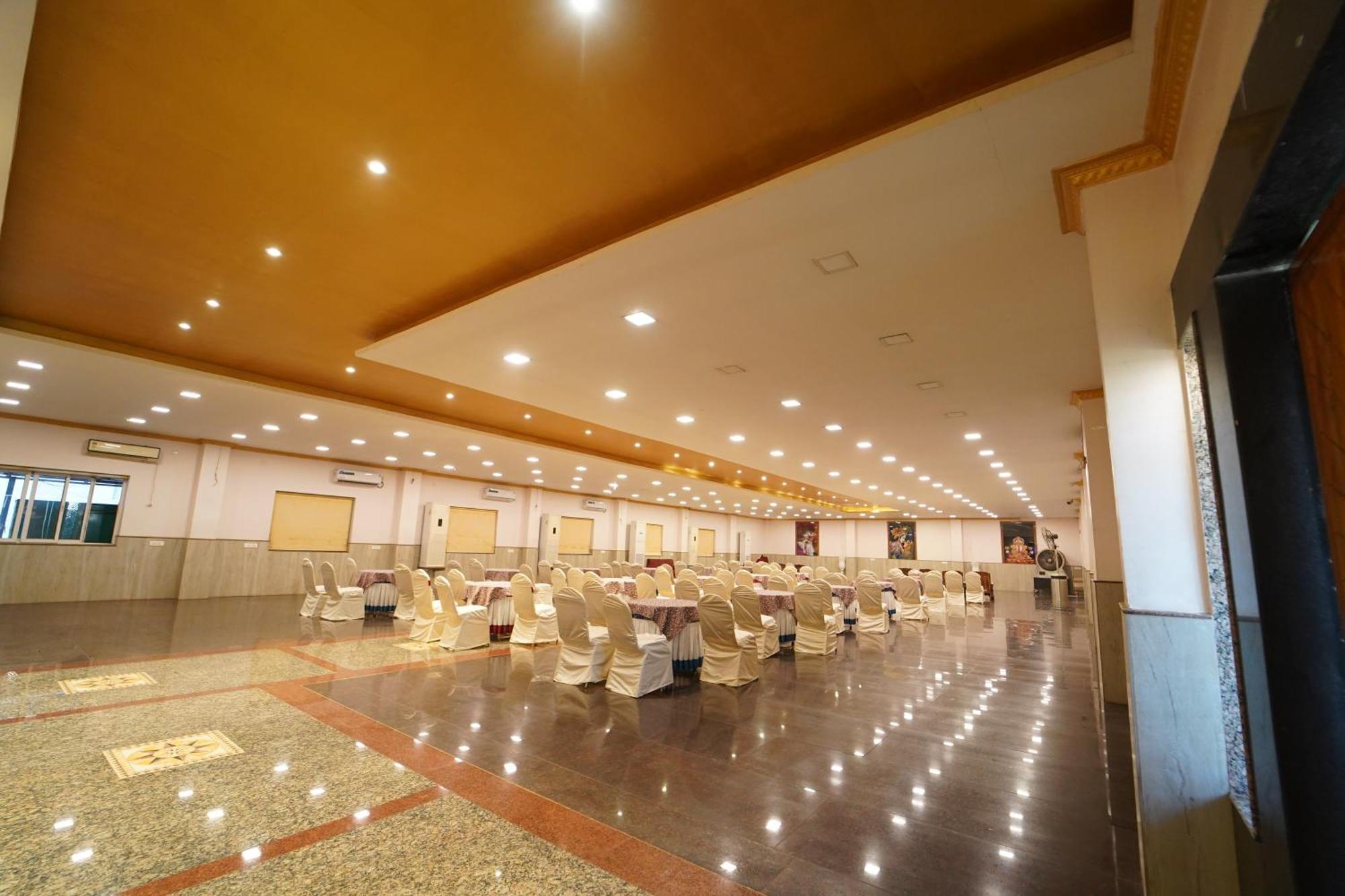 Hotel Ananta Sayana Bhubaneswar Esterno foto