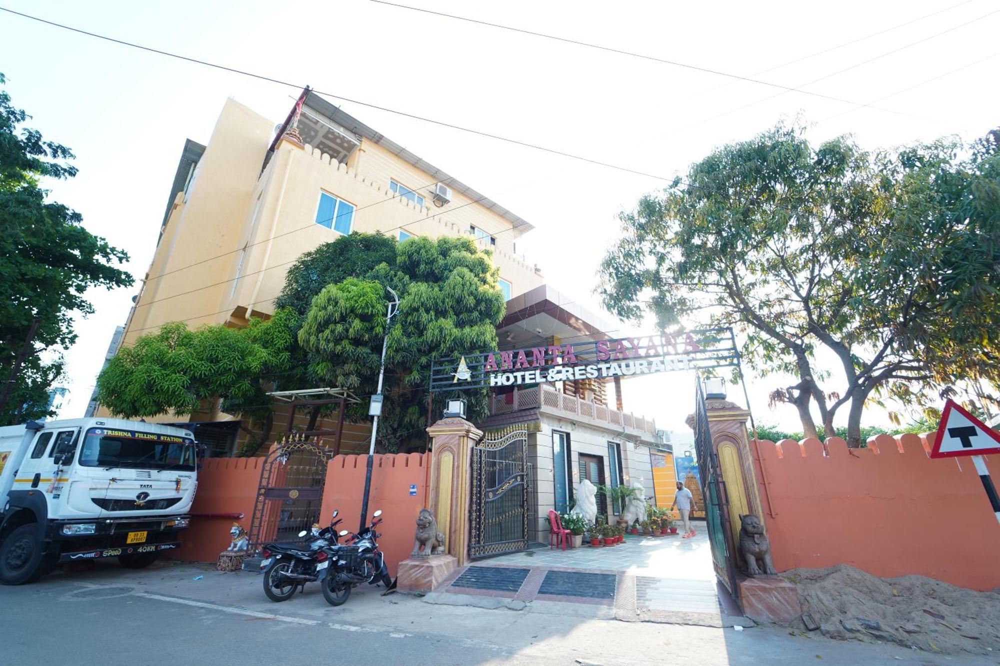 Hotel Ananta Sayana Bhubaneswar Esterno foto