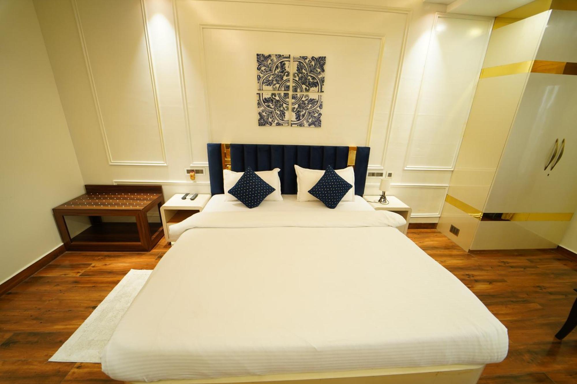Hotel Ananta Sayana Bhubaneswar Esterno foto